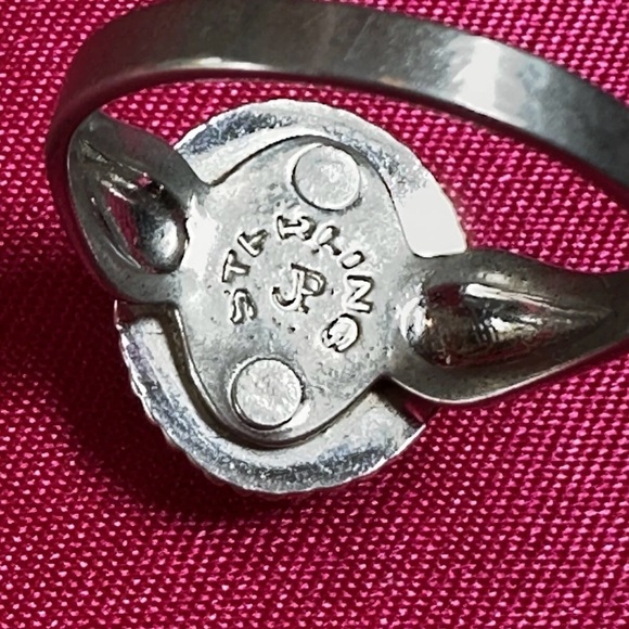 Vintage Genuine NAVAJOSigned JP
JanePopovich Hematite 925Sterling
Silver Ring - Picture 5 of 5